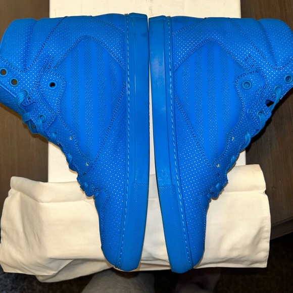 AUTHENTIC BALENCIAGA HIGH TOP SNEAKER!!! Size 40 Euro/ 10 US - Picture 2 of 6